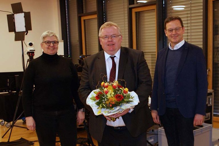 SONY DSC Wiederwahl von Frank Schneider zum Superintendenten